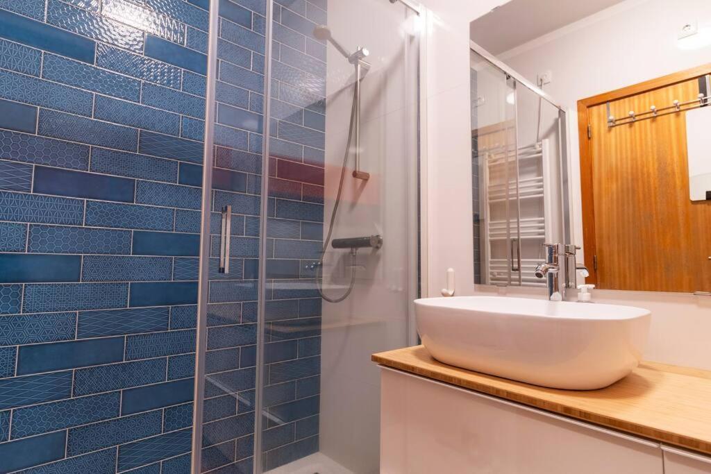 Casa Da Praca In The Center Of Porto - Guestspa エクステリア 写真