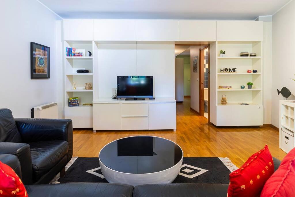 Casa Da Praca In The Center Of Porto - Guestspa エクステリア 写真